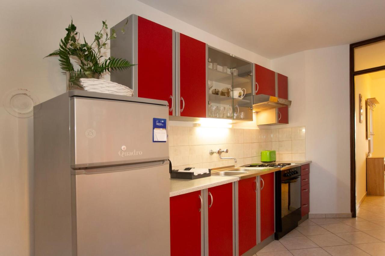 Apartment Kika Pola Esterno foto