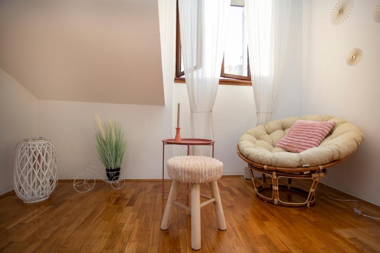 Apartment Kika Pola Esterno foto